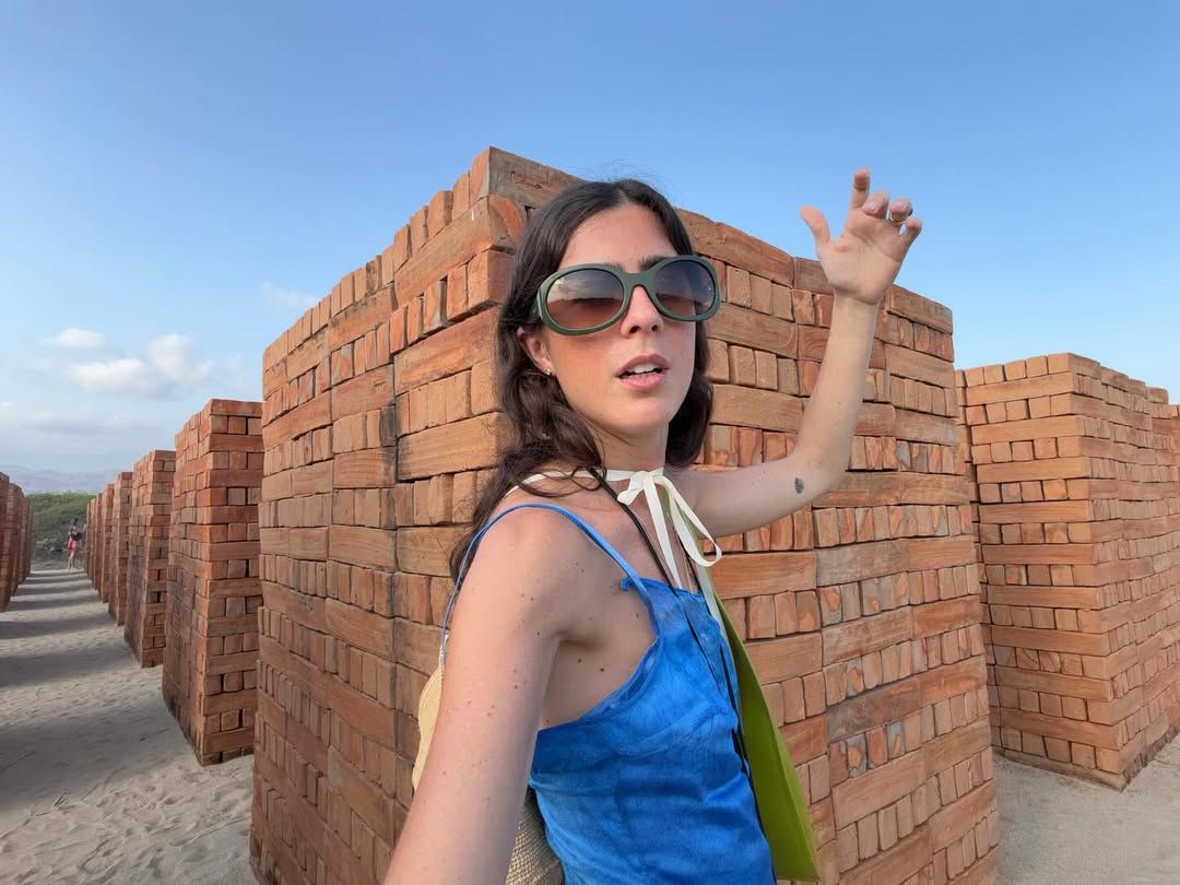Не только для солнечных дней: 3 трендовые пары очков на лето 2026 года - фото 874381