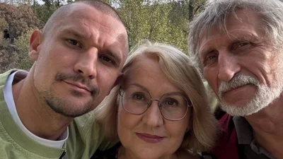 Тарас Цимбалюк засвітив своїх батьків у стильних образах