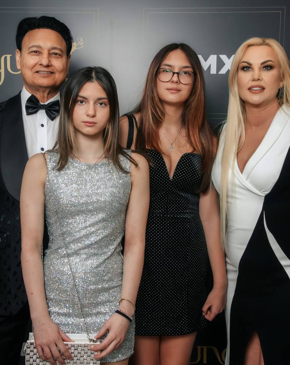 'Постоянные депрессии': Камалия рассказала, почему её дочери уехали из Лондона обратно в Украину - 875913 'Постоянные депрессии': Камалия рассказала, почему её дочери уехали из Лондона обратно в Украину - фото 875913