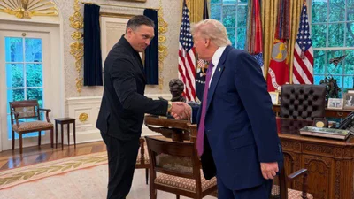 После встречи Усика и Трампа посыпались шутки — интернет не мог пройти мимо такого легендарного события