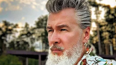 "60 років розмовляв російською": легендарний перукар Дюденко перейшов на українську
