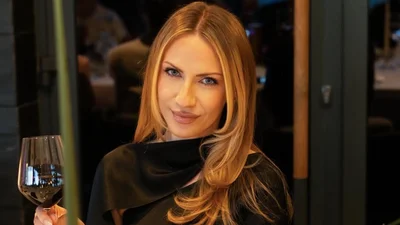 Нікітюк під час обстрілу закривала ніс руками, щоб не дихати горілим: "Вже все в диму"
