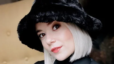 40-летняя Мика Ньютон раскрыла секреты красоты – и здесь есть чему удивиться