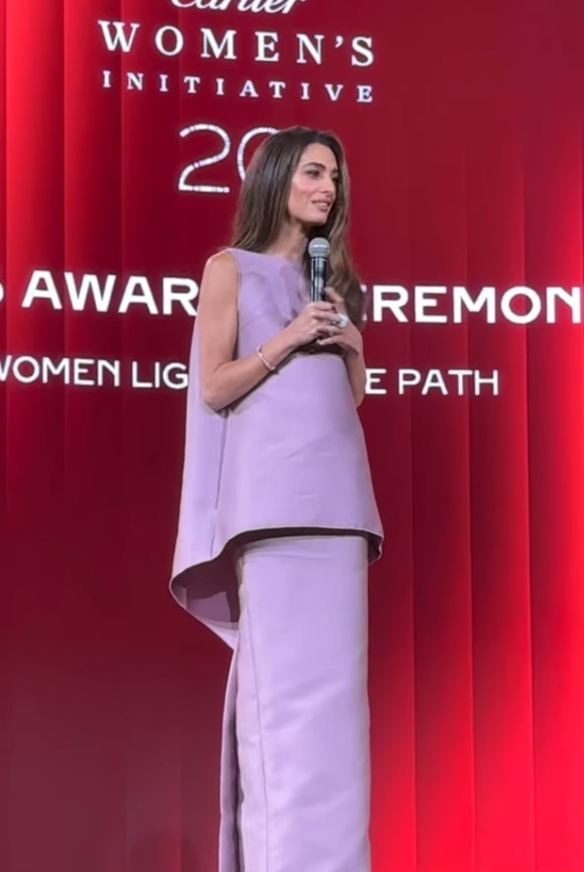 Амаль Клуні на Cartier Women's Initiative - фото 881087