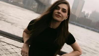 Катерина Остапчук обрала головний принт літа для своїх штанів - стильний образ із Нью-Йорка