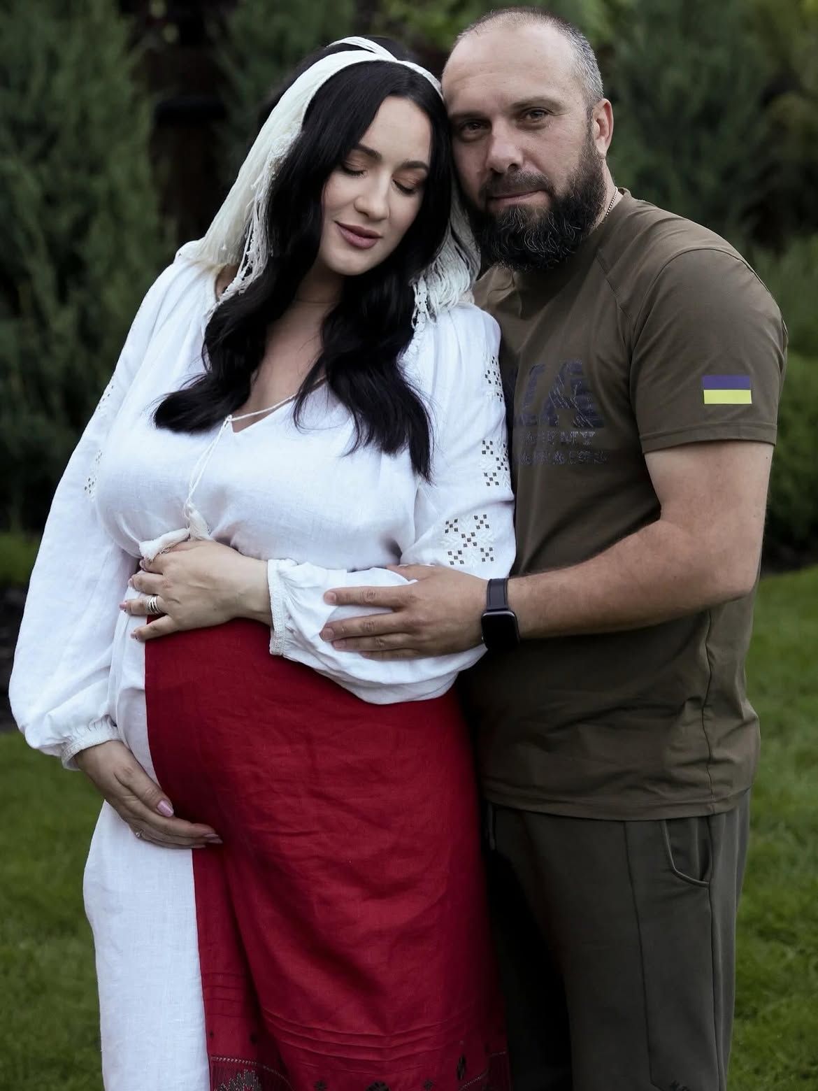 Соломія Вітвіцька з чоловіком - 882684 Соломія Вітвіцька з чоловіком - фото 882684