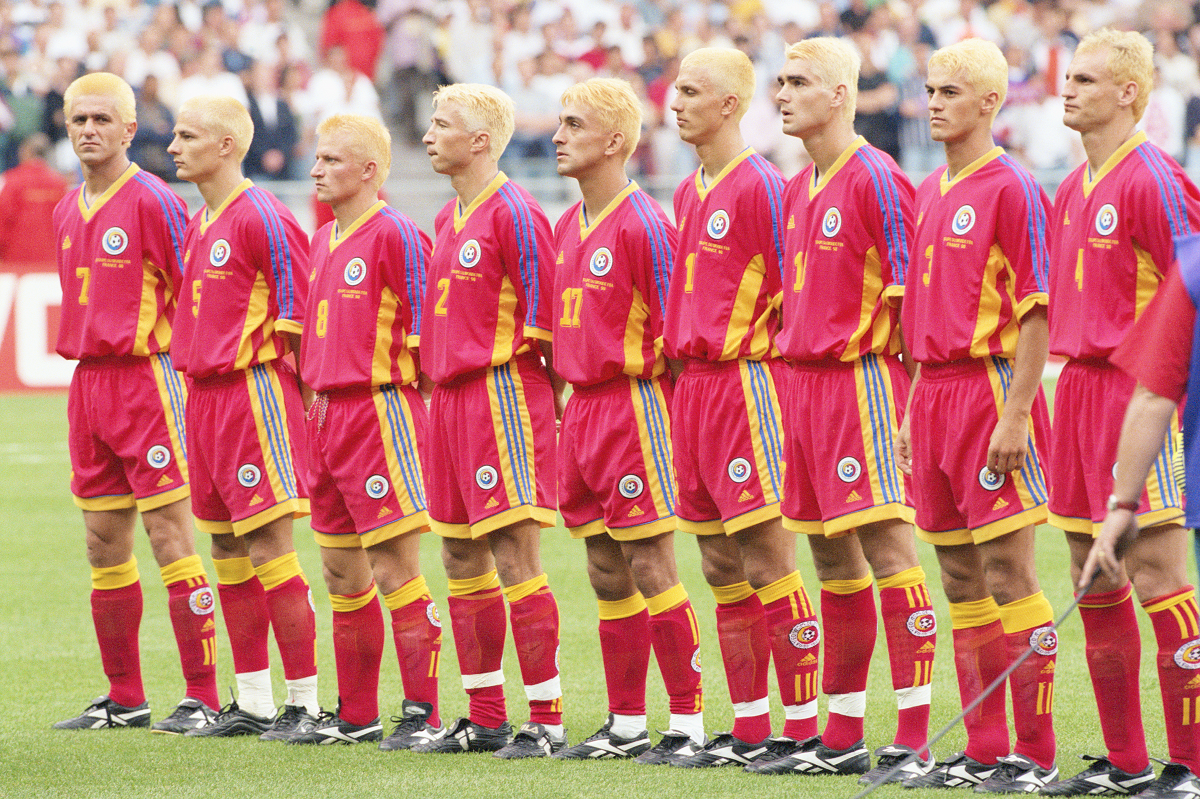 Збірна Румунії на ЧС-1998 - 883915 Збірна Румунії на ЧС-1998 - фото 883915