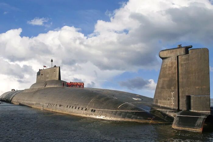Гигантские объекты в мире, рядом с которыми человек может чувствовать себя очень некомфортно - 883973 Гигантские объекты в мире, рядом с которыми человек может чувствовать себя очень некомфортно - фото 883973