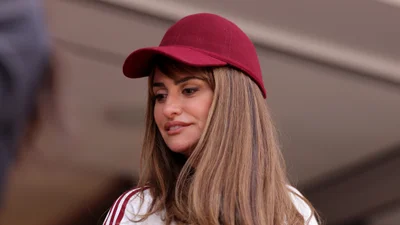 Пенелопа Крус продемонстрировала идеальную стрижку из 90-х, которая идет всем