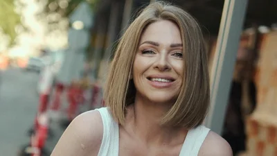 Испорченный отпуск: Яна Глущенко вместе с 8-летним сыном заболела за границей