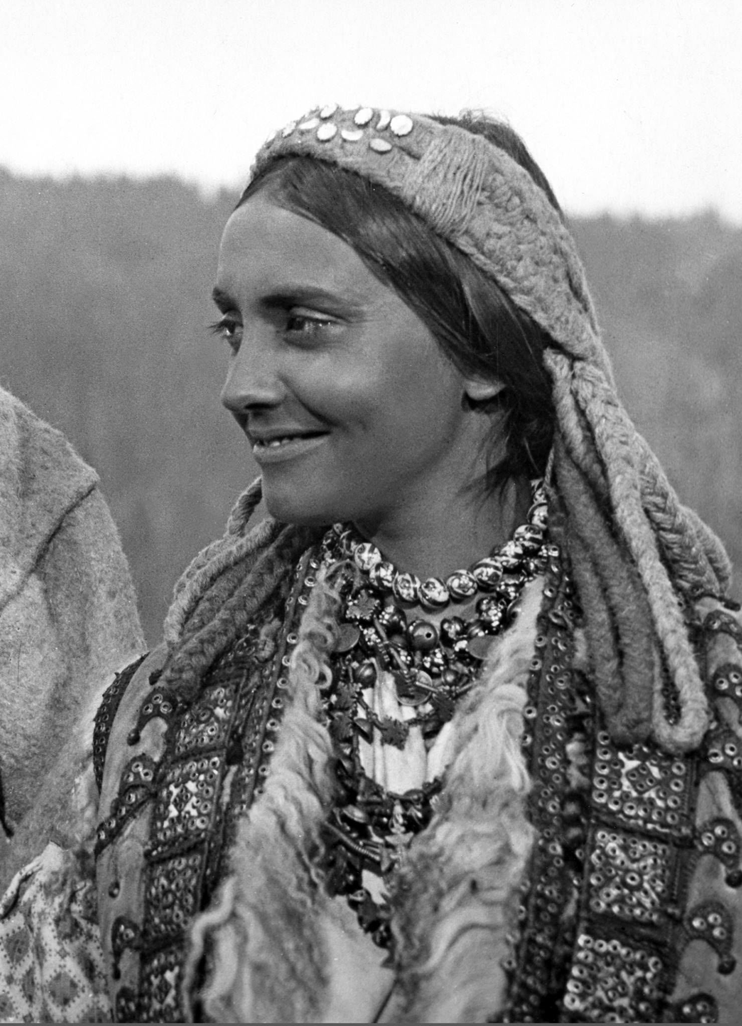 88-летняя звезда фильма 'Тени забытых предков' – впервые о болезни своего мужа, который младше ее на 25 лет: 'Это боль' - фото 893398