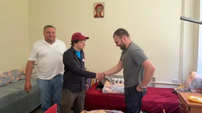 Голлівудський актор таємно відвідав поранених захисників на Львівщині