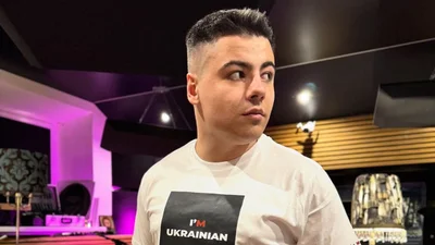 Певец SHUMEI попал в ДТП: машину снесло на обочину – фото