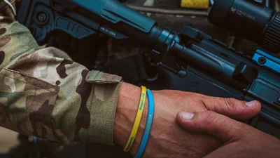 Шон Пенн і Едріан Броуді знімаються в кіно про Україну: у керма – режисер "Борна" і "Містер і місіс Сміт"