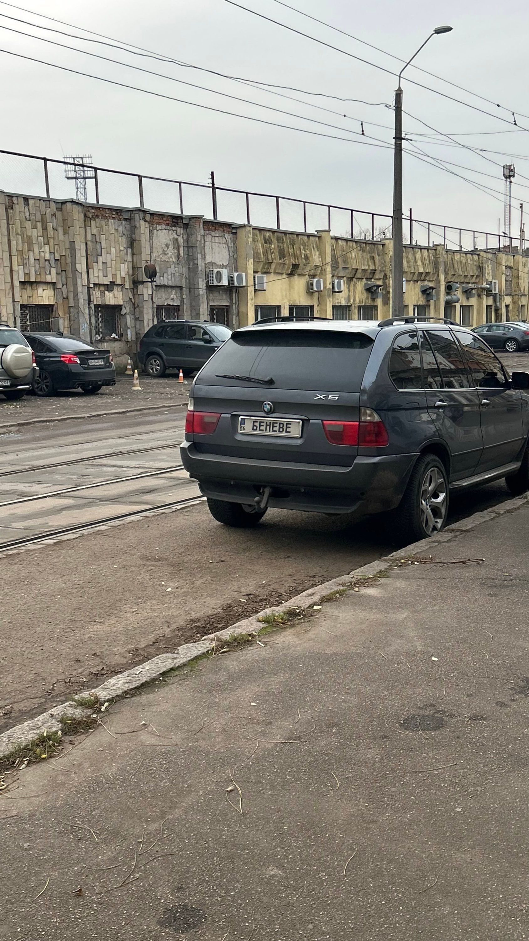 Шалена, Душніла, Шановна: добірка незвичайних номерних знаків українських автомобілів - фото 901166