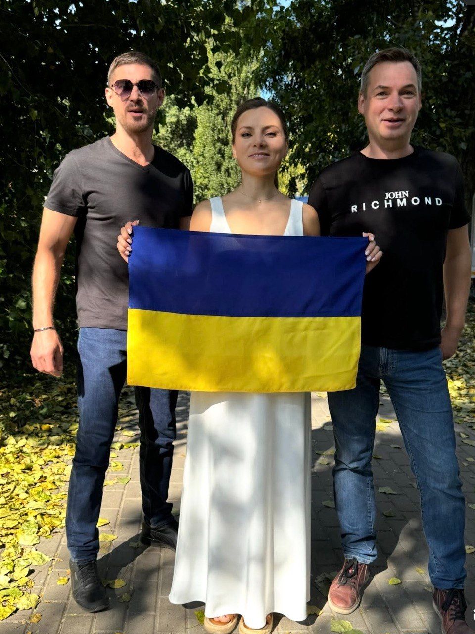 День прапора України та привітання від зірок - 902609 День прапора України та привітання від зірок - фото 902609