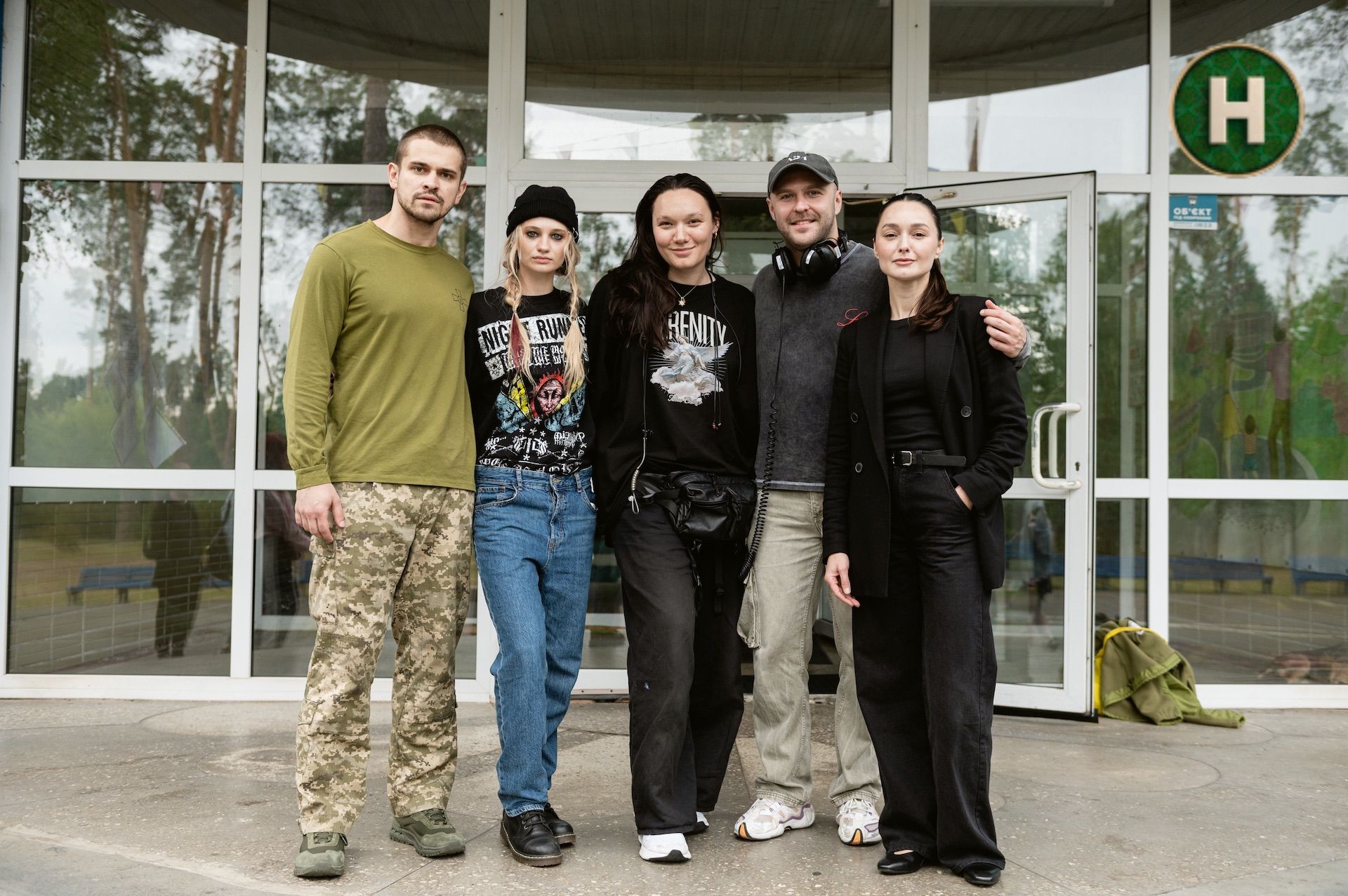 Легендарный проект возвращается: это продолжение сериала 'Первые ласточки' – дата премьеры известна - фото 905405