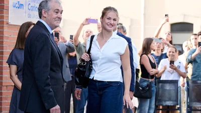 Джинси, кросівки й підвіска за $656: як принцеса Леонор прийшла на перший день в університеті
