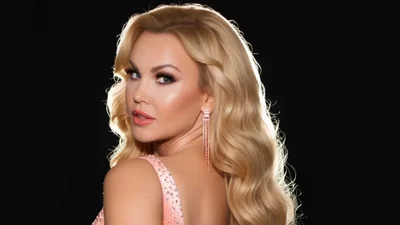 Що відомо про таємний роман Камалії з молодим співаком, який називає її "моя королева": фото