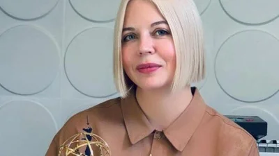 ONUKA нарешті отримала свою статуетку Еммі, яку виграла ще в 2024 році