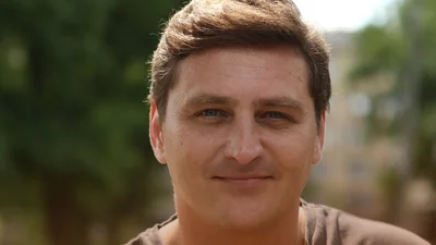 В'ячеславу Довженку – 50: студентський шлюб, розлучення на День закоханих та нове життя з молодшою на 20 років жінкою