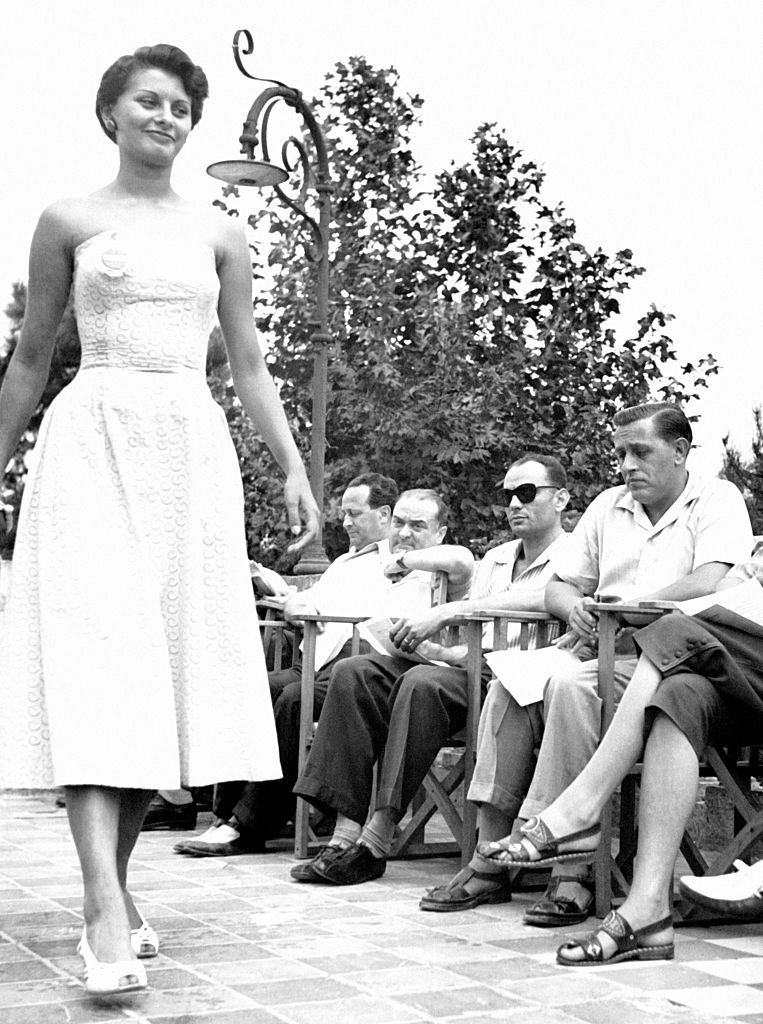 Софі Лорен на конкурсі 'Міс Італія' у 1950 - 913088 Софі Лорен на конкурсі 'Міс Італія' у 1950 - фото 913088