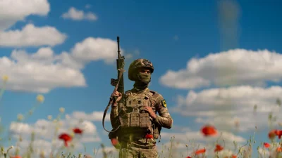 Неймовірно красиві картинки з Днем захисників і захисниць України зі словами вдячності