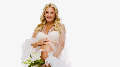 "Я так чекаю на тебе": вагітна Ірина Федишин замилувала фотосесією з особливим символом