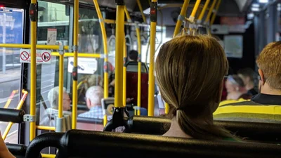 Аквапарк на колесах: у Дніпрі автобус затопило зсередини