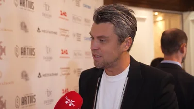 Євген Хмара відверто розповів про складні кризові періоди у вихованні дітей під час війни