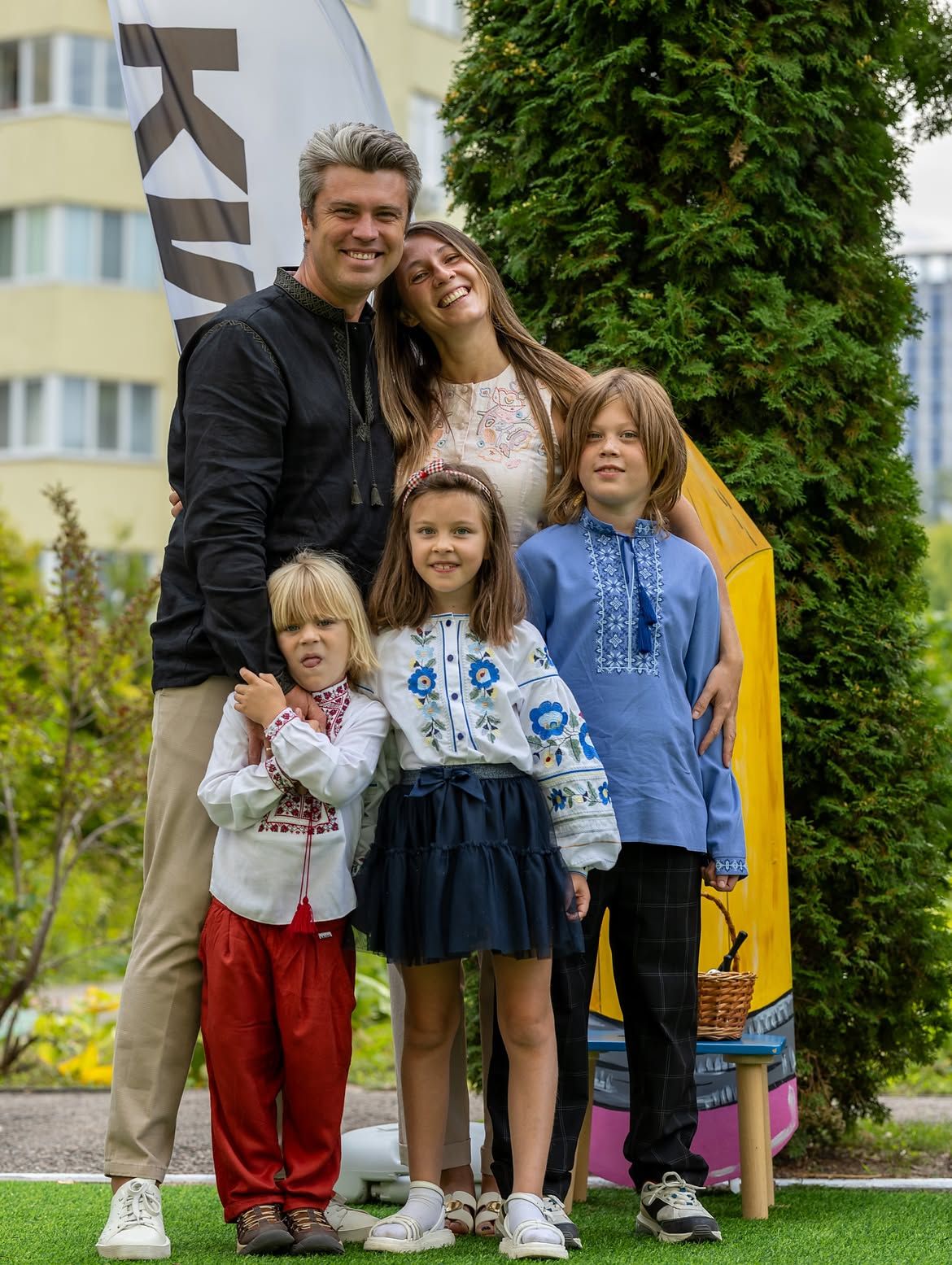Родина Євгена Хмари. - 915779 Родина Євгена Хмари. - фото 915779