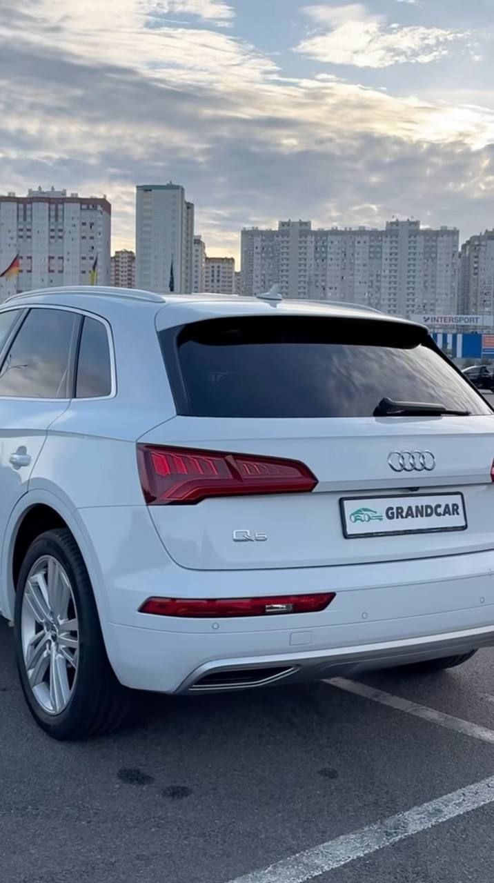Новий автомобіль - фото 916842