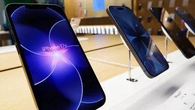 iPhone 17e vs iPhone 17: чи варто переплачувати 200 доларів