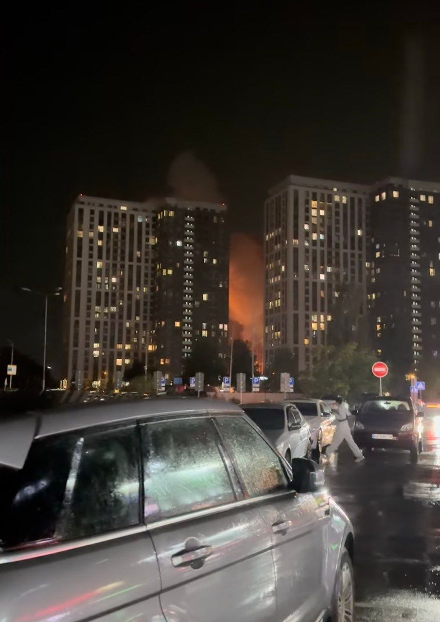 Андрій Джеджула та його донька стали свідками прильоту в Києві - 922235 Андрій Джеджула та його донька стали свідками прильоту в Києві - фото 922235