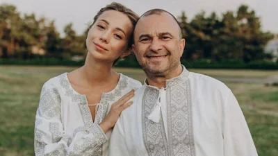 Виктор Павлик проснулся с ртом, полным крови, после операции: в чем жена обвиняет врачей