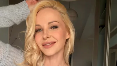 Даша Трегубова зустріла світанок у самій лише ковдрі серед пагорбів Опішні