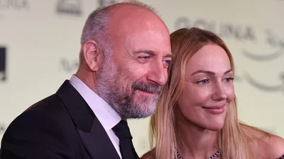 Султан Сулейман і Гюррем знову разом: Мер'єм Узерлі та Халіт Ергенч підкорили кінофестиваль в Єгипті