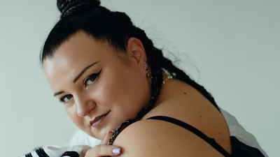 alyona alyona мечтает стать мамой, но есть одно "но" – что мешает рэперше